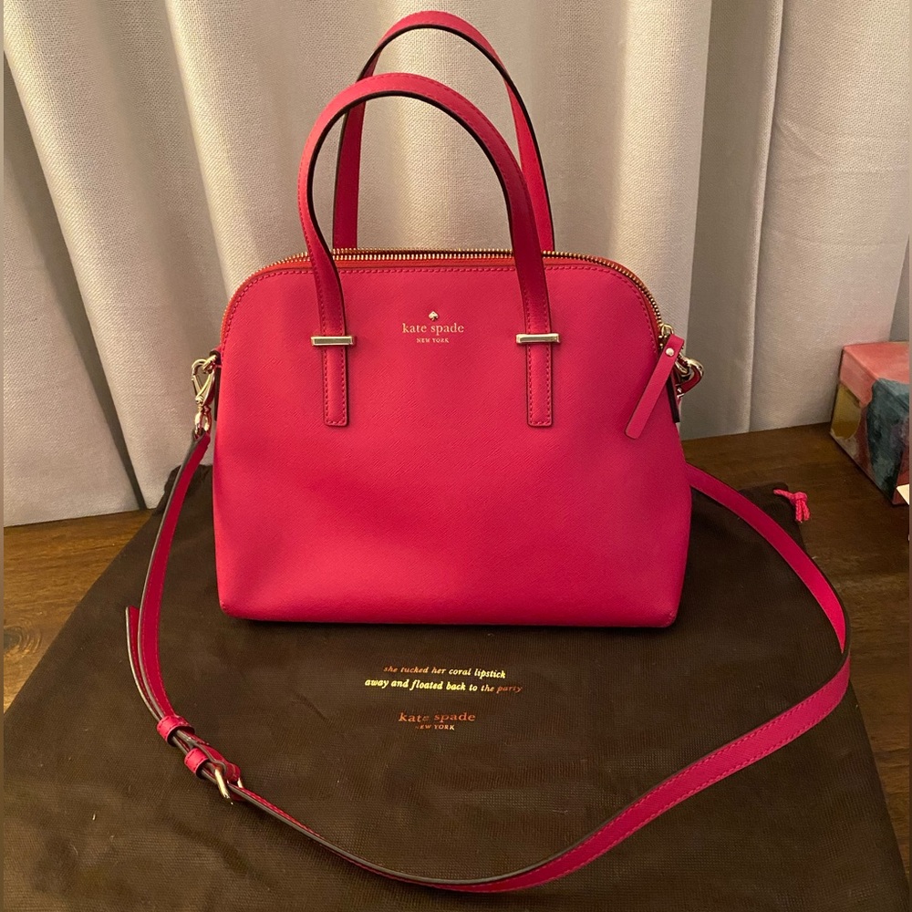 Hot pink Kate Spade purse! 👛 🩷💕